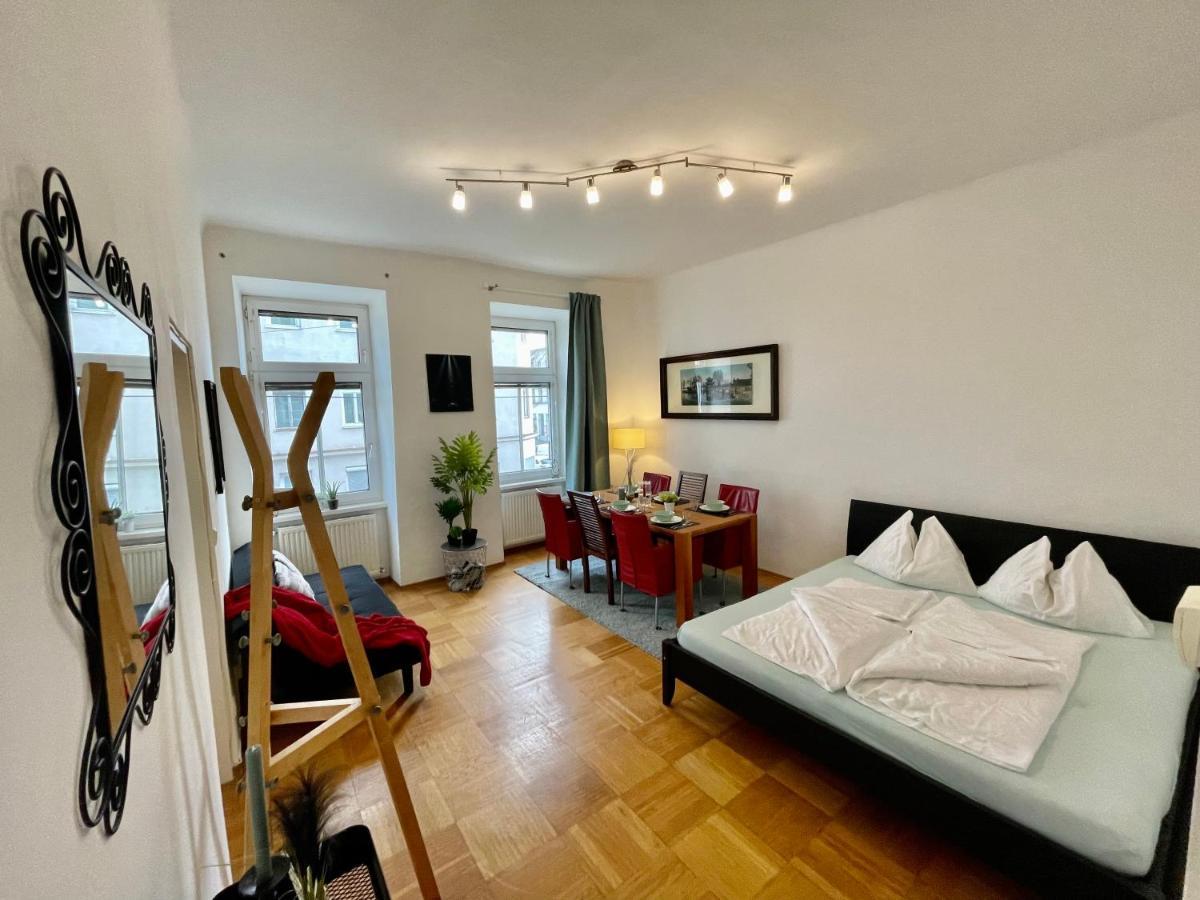 Nice Apartment Close To City Center Wien Exterior foto
